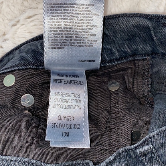 AGOLDE Toni Mid Rise Straight excellent preowned condition size 27 - Picture 9 of 16